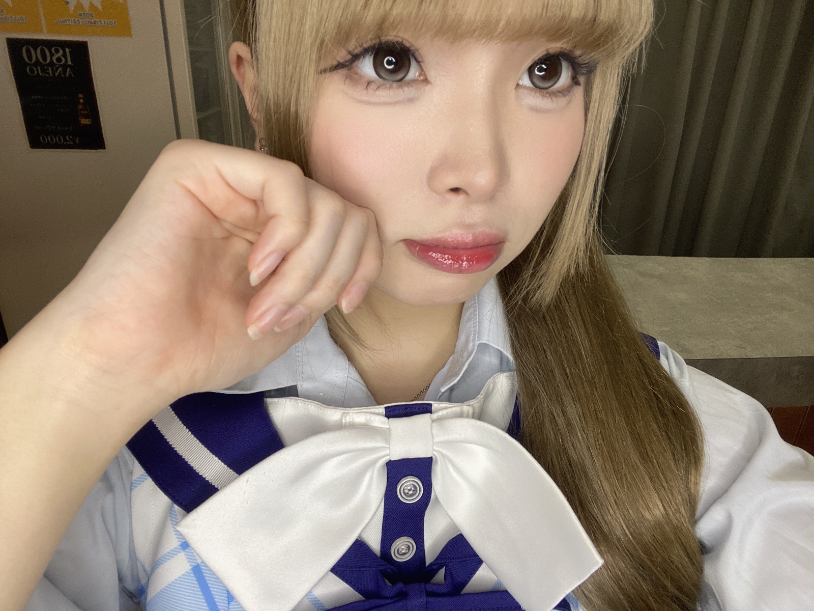 あいのキャスト投稿「登校してます！」